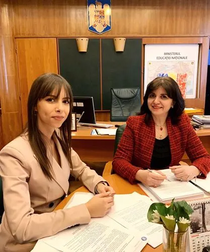 Veşti bune pentru studenţi. Guvernul a eliminat taxele de recunoaştere şi echivalare a diplomelor obţinute în străinătate