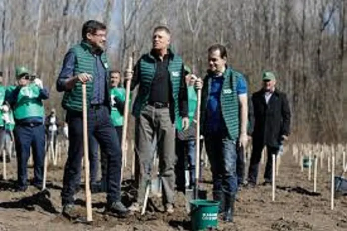 Klaus Iohannis: „Este nevoie să creştem semnificativ suprafaţa împădurită din România"