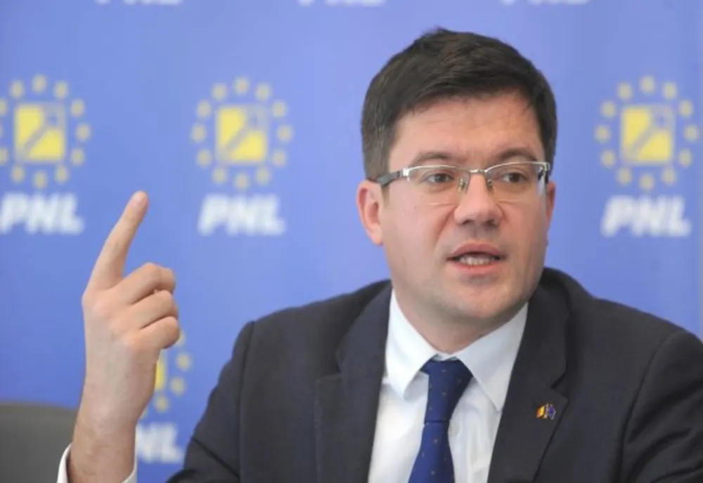 Ministrul Costel Alexe: Ponta minte cum bea apă!