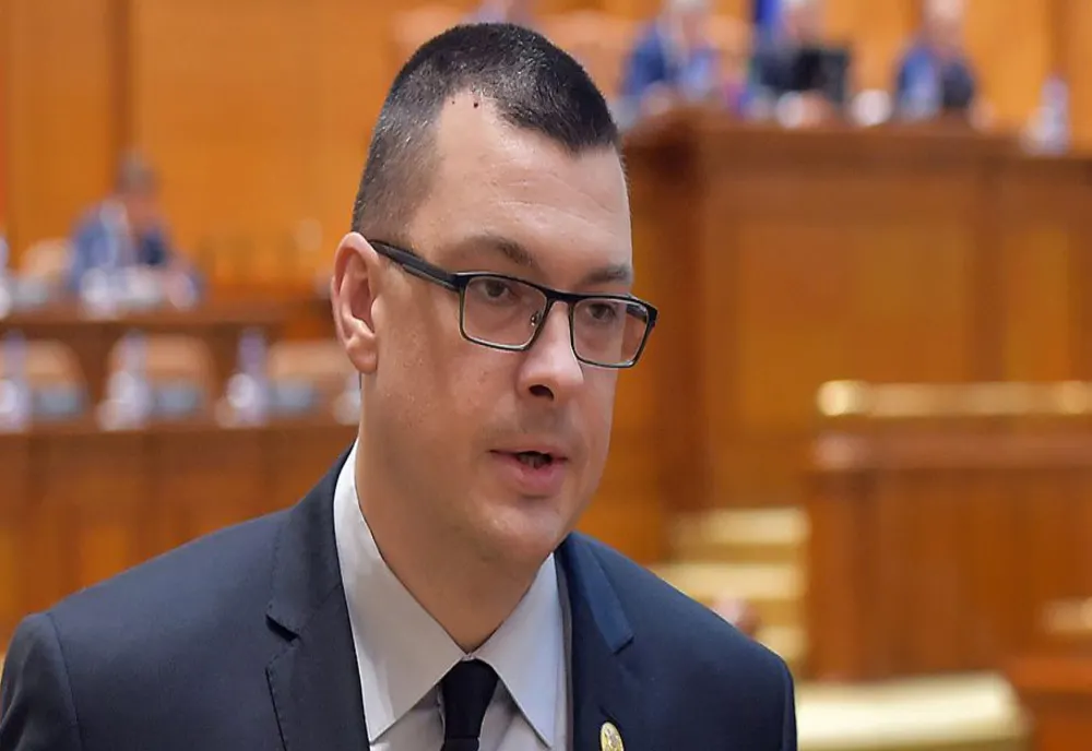 Ovidiu Raețchi a depus un proiect de lege privind Parteneriatul de Viaţă: ”Este o versiune a parteneriatului civil – utilizând terminologia din Germania”