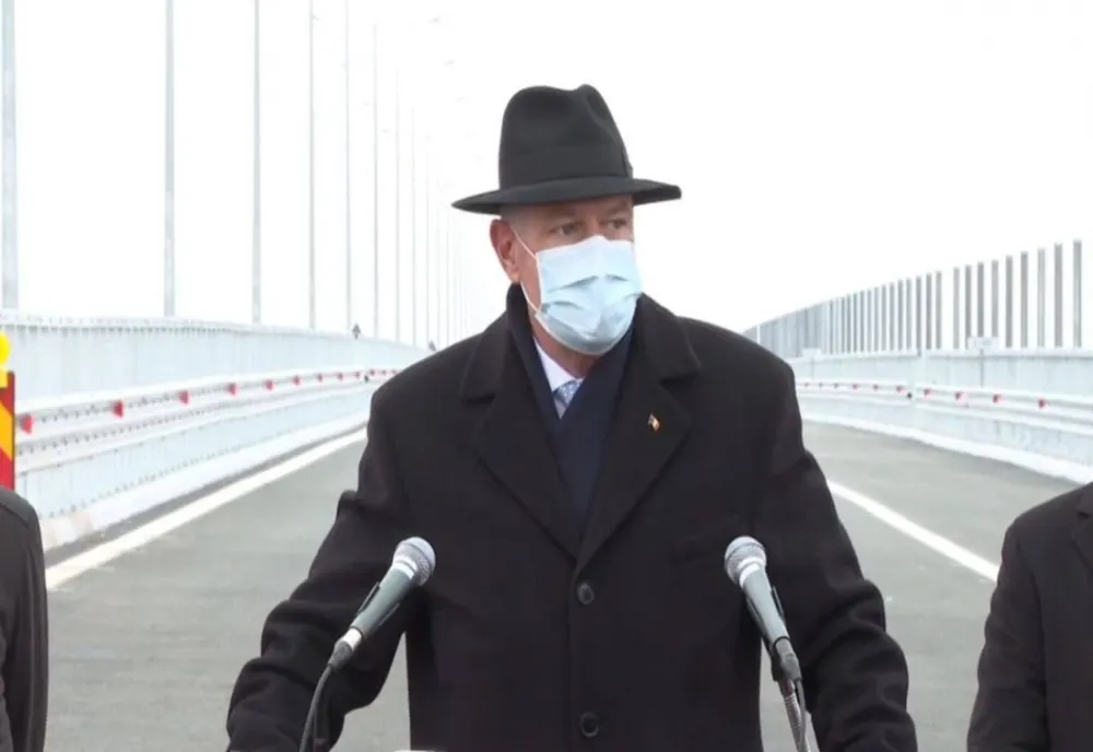 Președintele Iohannis la inaugurarea autostrăzii de la Bacău: ”Moldova, prin „grija” guvernanților PSD, a fost lăsată în urmă și așa nu se poate continua”