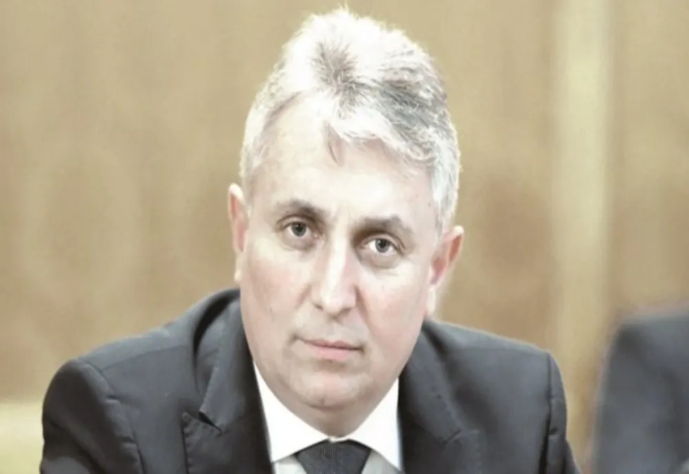 Guvernul PNL a dat în folosință, în plină criză, cam tot atâția km de autostradă decât PSD în trei ani de creștere economică