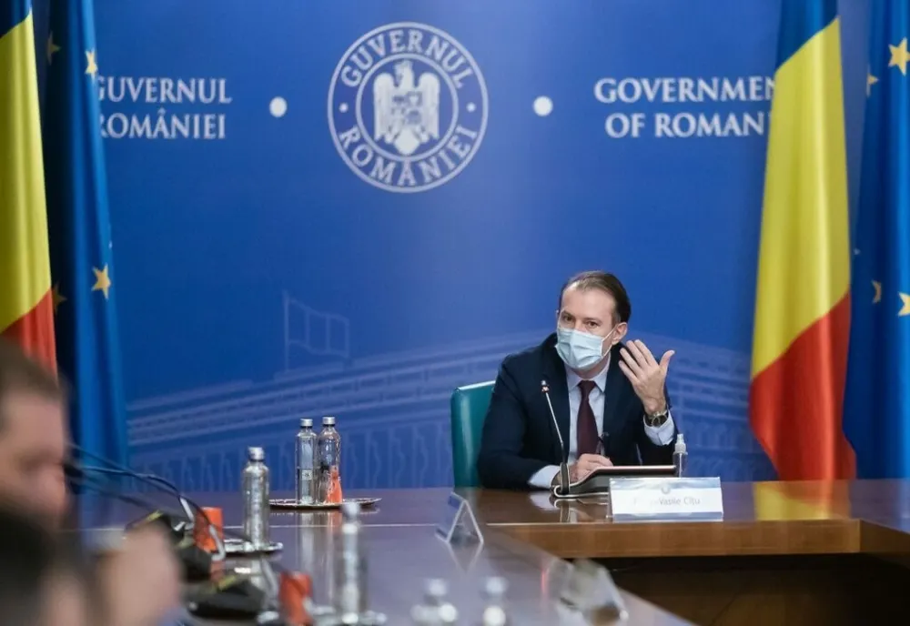 Premierul Cîțu: „Dupa ce ne vaccinam vom renunta si la masca. De la 1 iunie este cam devreme”