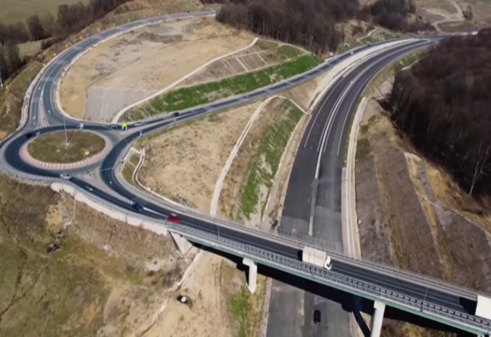 Nume grele din PNL intră în cursă pentru șefia Ministerului Transporturilor
