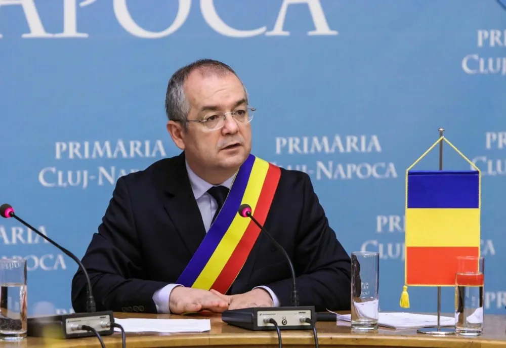 Emil Boc: Investiţia în educaţie este cea mai sigură investiţie din lume, tocmai pentru că este lipsită de grija falimentului