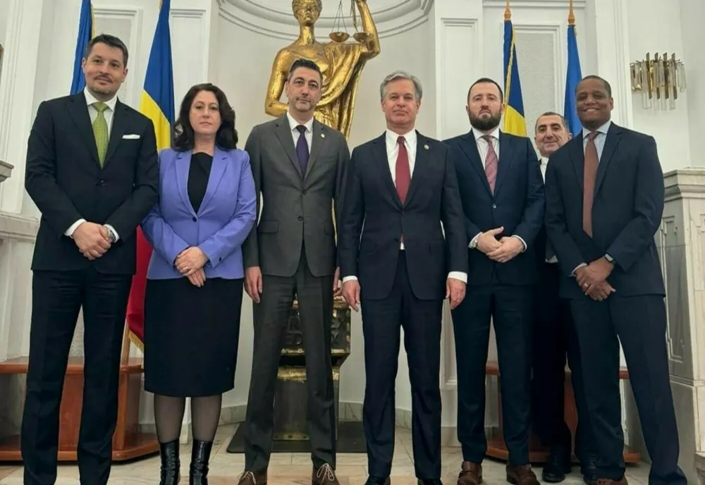 Ce a făcut directorul FBI în România. Anunțul Ministerului Justiției