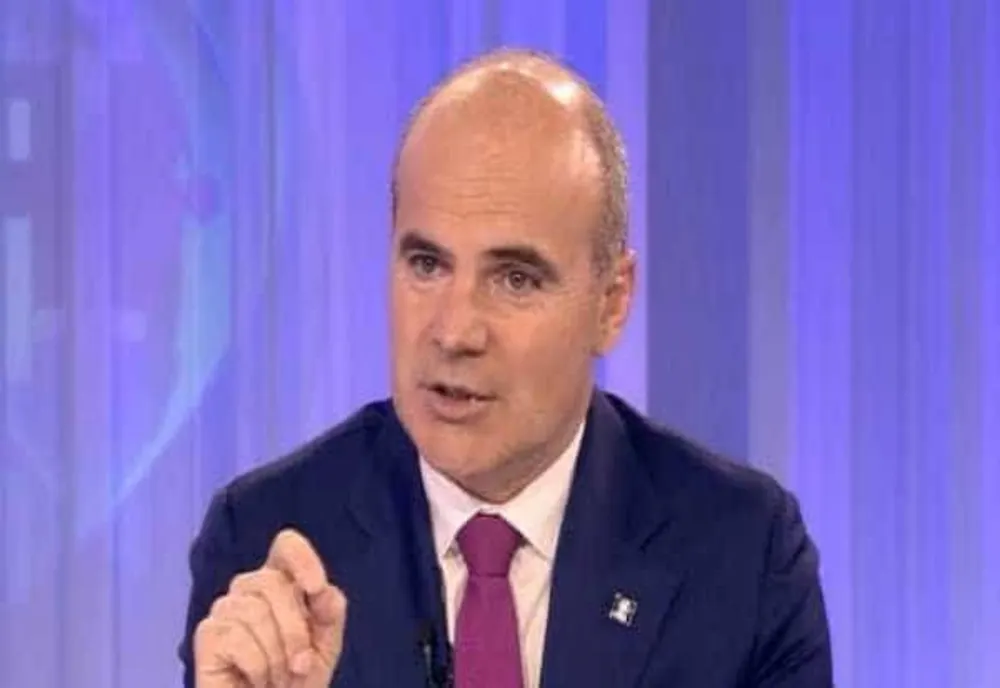 RAREȘ BOGDAN, ATAC DUR LA MAIA SANDU: AȘTEPT SĂ MĂ VĂD CU EA, SĂ ÎI BAT OBRAZUL