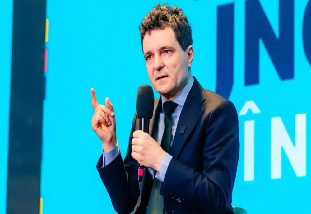 NICUȘOR DAN: ÎMI DORESC CA ROMÂNIA SĂ SE ÎNTĂREASCĂ ÎN INTERIORUL EI ȘI SĂ FIE MAI ACTIVĂ ÎN INTERIORUL NATO ȘI UE
