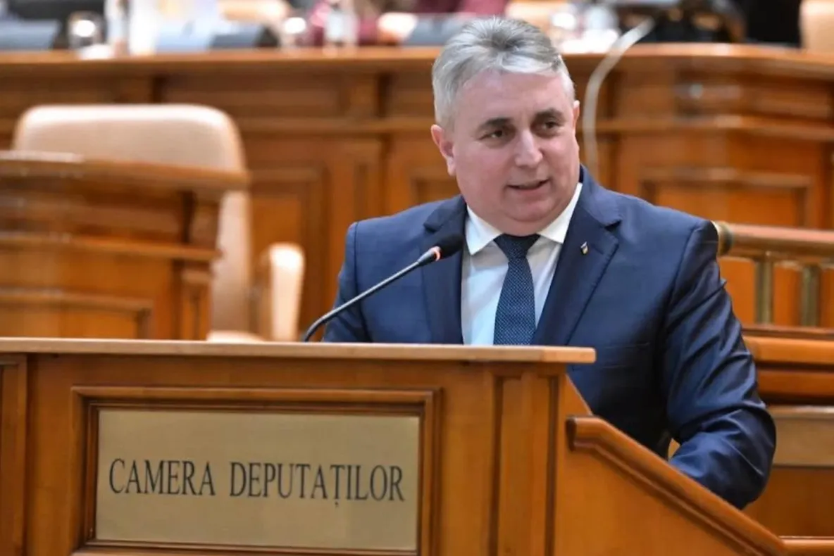Lucian Bode (PNL): Nu-mi amintesc un guvern cu atât de mulți miniștri de la un singur partid. Liberalii reproșează PSD împărțirea ministerelor din Guvernul Niculescu