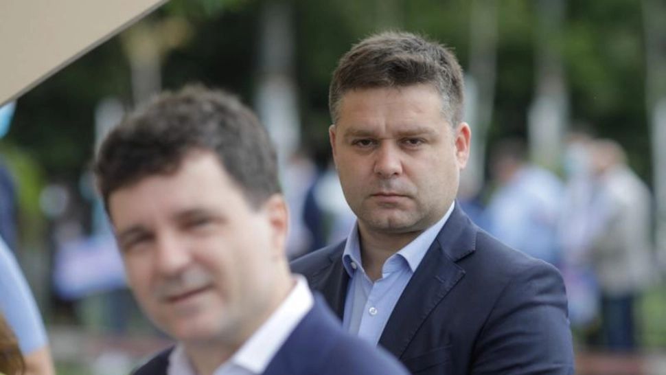 Primarul Capitalei îl trage la răspundere pe Nicușor Dan: „Mi-aș fi dorit să oprească aventura PSD”