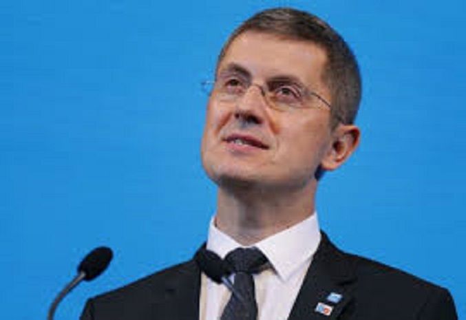 USR, nici nu știi cât de mic începi să fii