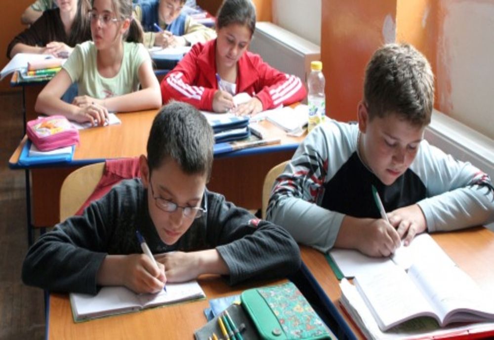 Ministrul educației, apel către comunitățile locale: "Acolo trebuie luate toate măsurile de precauţie”