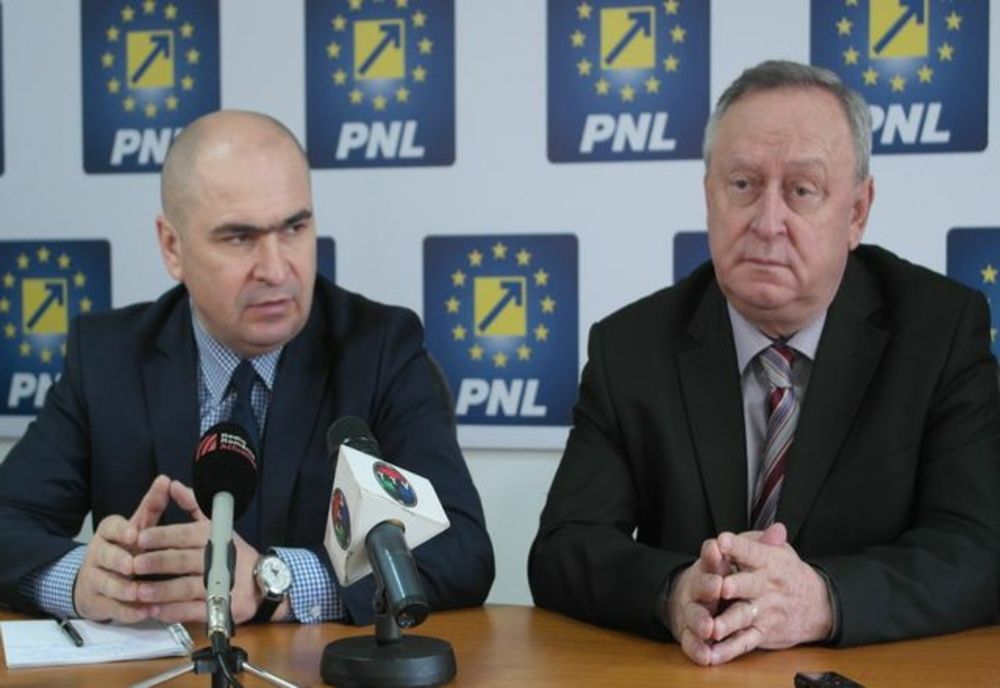 Parlamentarul PNL Cornel Popa: ”După 20 de activitate, pot sta cu fruntea sus între oameni”