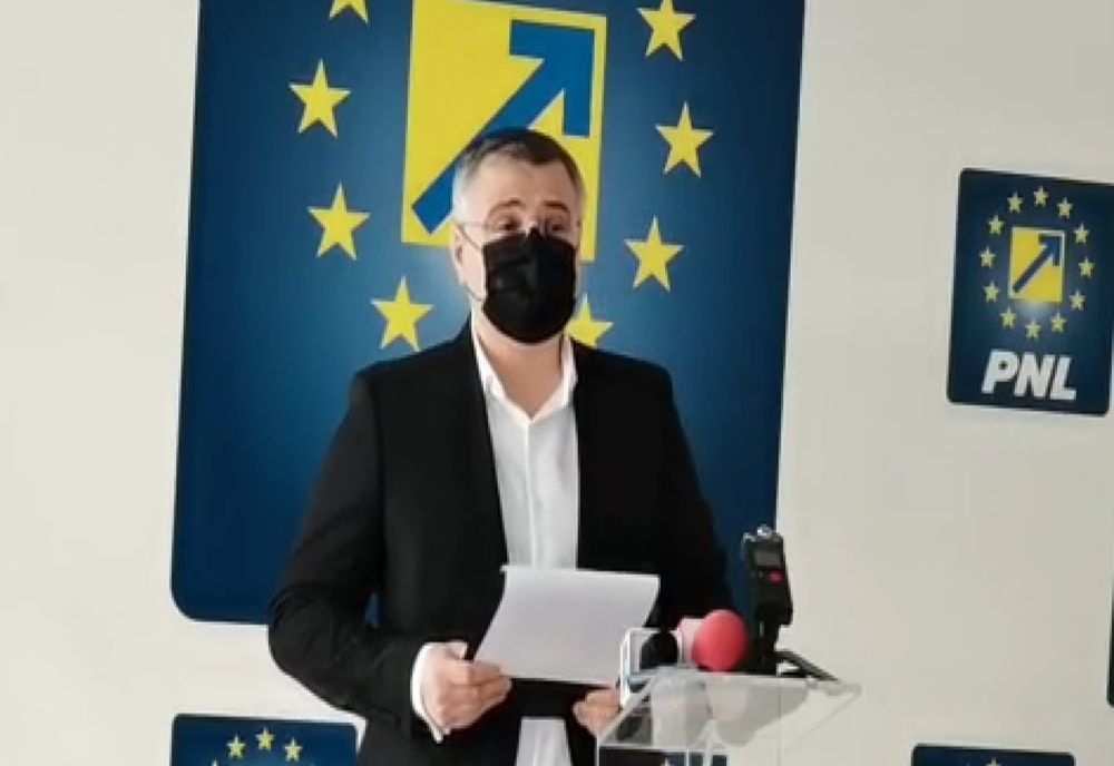 Alegeri în PNL: Cinci candidaţi pentru şefia filialei judeţene Buzău, George Stângă - singurul candidat la Galați