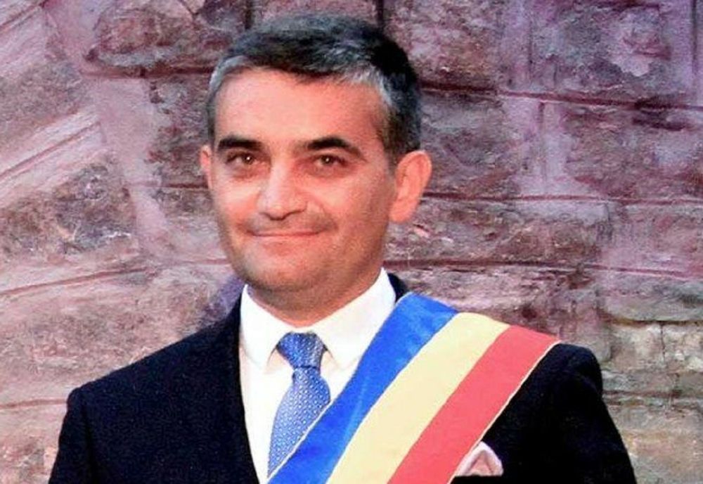 Primarul liberal al stațiunii Sinaia este infectat cu Omicron: ”Mi-a curs nasul, am avut o stare de moleşeală”