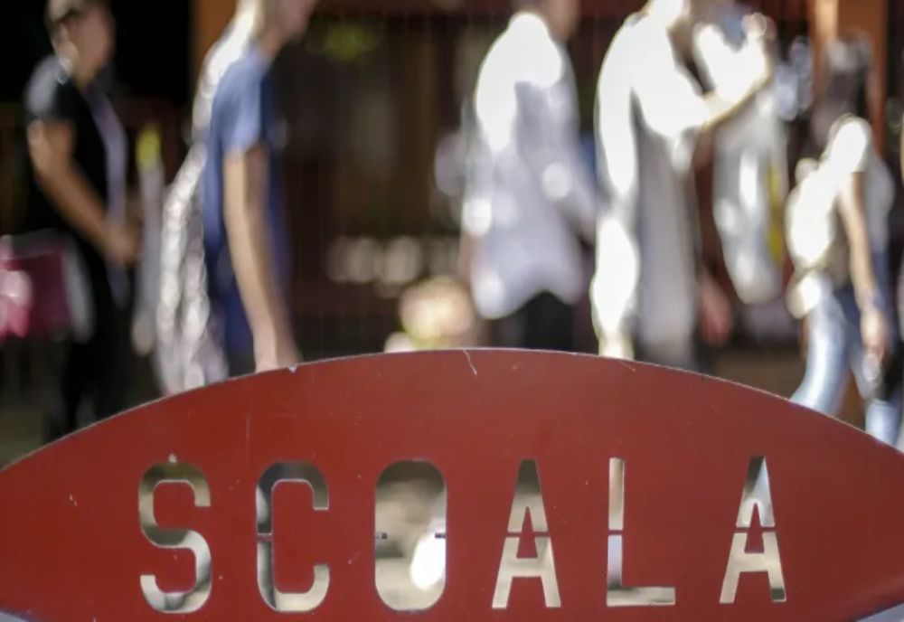 Ministerul Educaţiei: Luni, 20 martie, încep probele simulărilor pentru Evaluarea Naţională