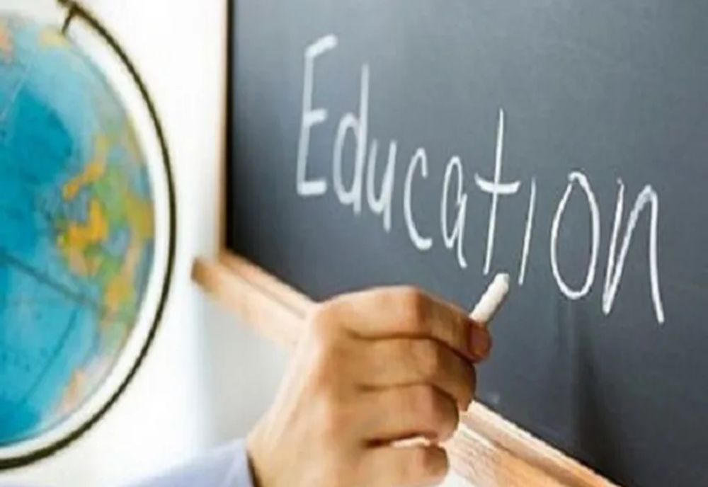 Ministrul Educaţiei va invita reprezentanţii federaţiilor sindicale la discuţii, după ce sindicaliștii au anunțat proteste