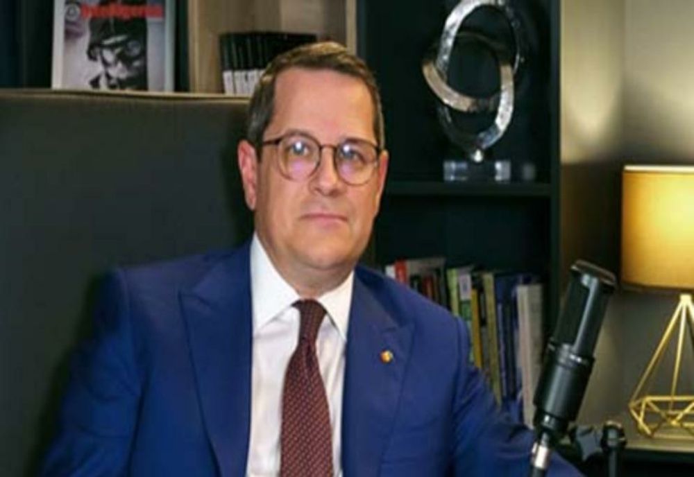 EDUARD HELLVIG: ÎN ALEGERILE CARE VIN, VA FI MAI IMPORTANT CA NICIODATĂ TANDEMUL PREŞEDINTE-PREMIER CARE LE VA FI PROPUS ROMÂNILOR