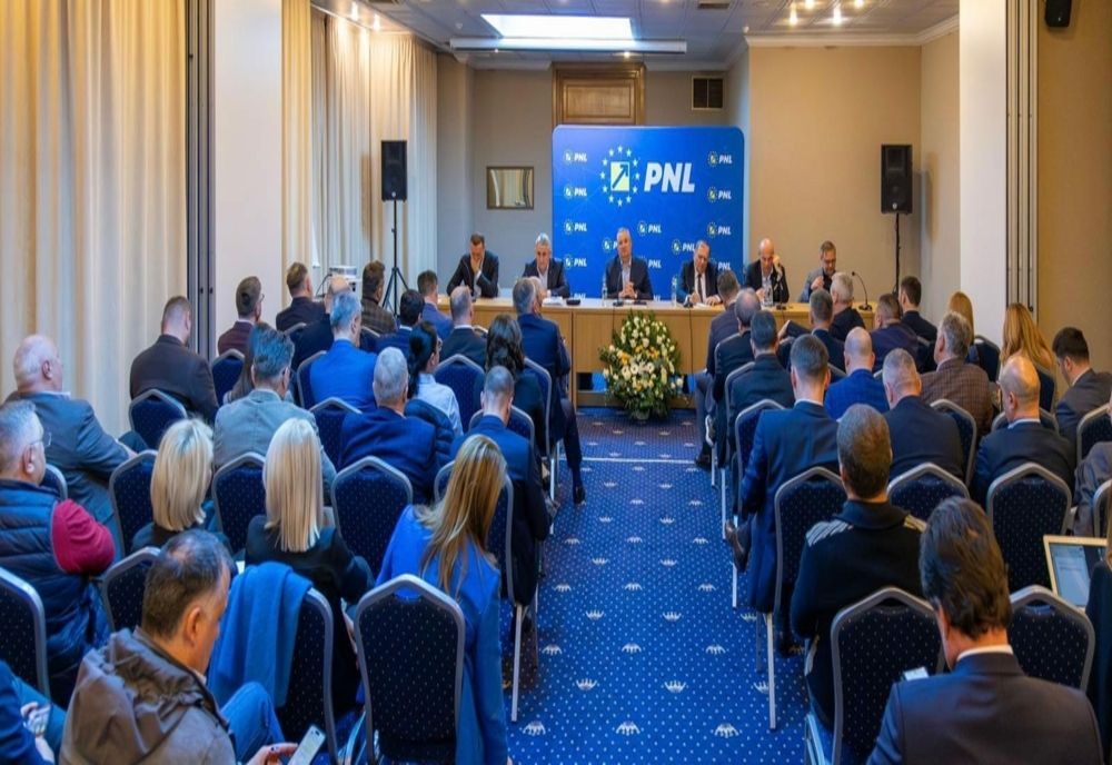 LIDERI PNL: „IRONIILE LUI MARCEL CIOLACU SUNT FĂCUTE DOAR PENTRU A DETURNA ATENȚIA DE LA MINISTRUL RAFILA”