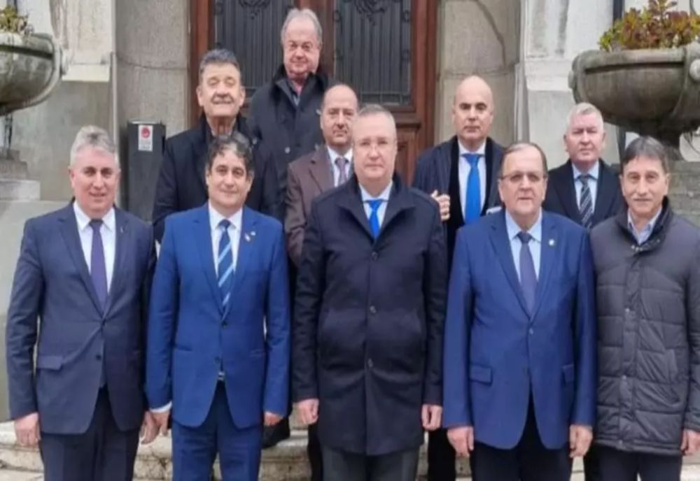 Liderii PNL, tur de forță la Constanța, Sibiu și Tulcea unde se întâlnesc cu liberalii și susținătorii partidului