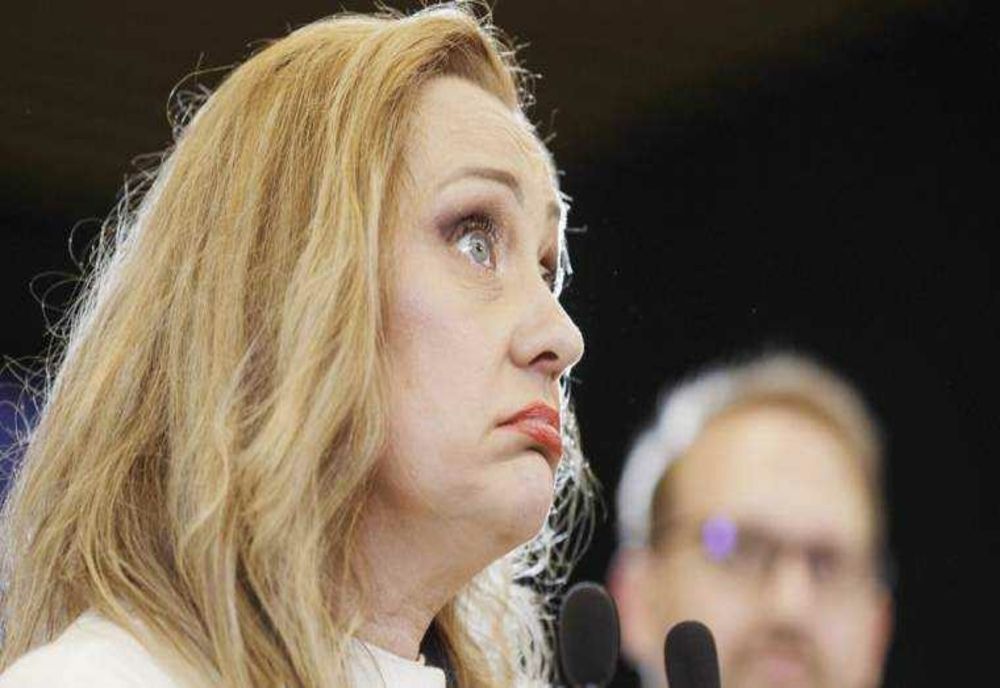 PSD-PNL-UDMR PUN TUNURILE PE USR: AU VENIT CU UN PRETEXT PENTRU A NU INTRA LA GUVERNARE