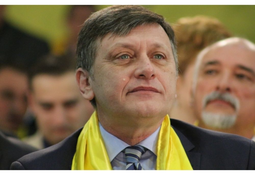 MAI CANDIDEAZĂ CRIN ANTONESCU ȘI PENTRU UN AL DOILEA MANDAT DE PREȘEDINTE, DACĂ CÂȘTIGĂ ALEGERILE? CANDIDATUL COALIȚIEI A VENIT CU ARGUMENTE