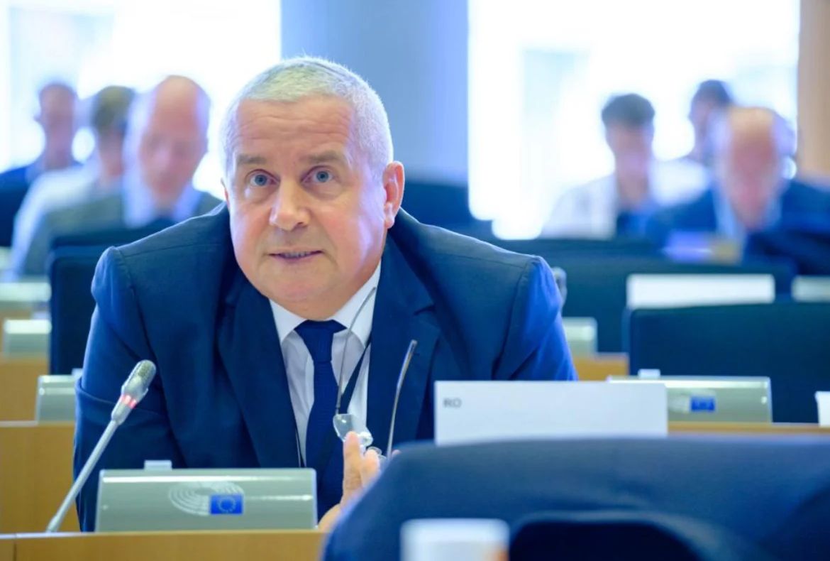 Scandal pe buget! Daniel Buda îi ia la țintă pe cei de la PSD: „Promit bani fără să spună de unde vin”