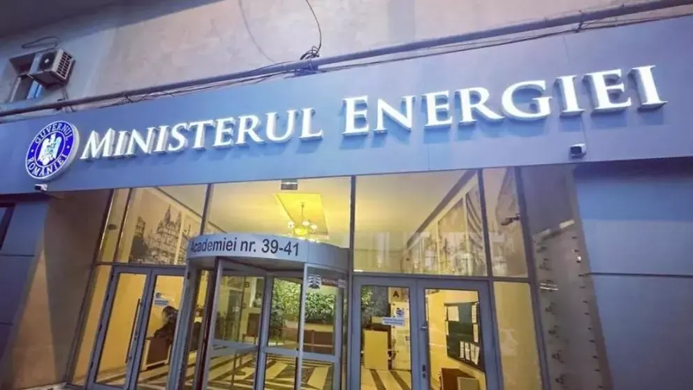 Ilie Bolojan a ieșit de la Ministerul Energiei, dar a fost zgârcit în declarații
