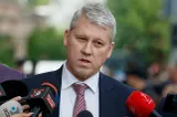 Cătălin Predoiu votează guvernul Mureșan. Ministrul de Interne vrea să unească Poliția Locală cu Poliția Națională, deși spune că prima e slab pregătită