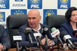 Liberalii, dezbinați înainte de „bătălia de marți": Bolojan i-a așteptat la restaurant, dar liderii PNL au mers la petreceri