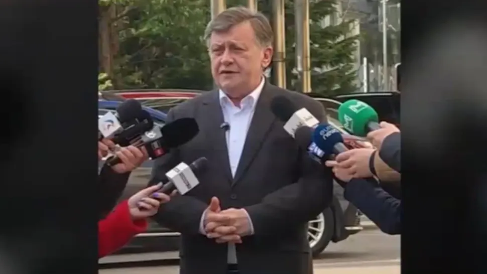 Crin Antonescu la Realitatea Plus: „Ghiță și Ponta sunt două creaturi ale sistemului de putere ocult din jurul lui Băsescu"
