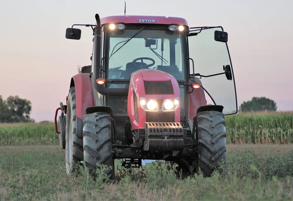 Premierul Cîțu anunță investiții de un MILIARD în agricultura României