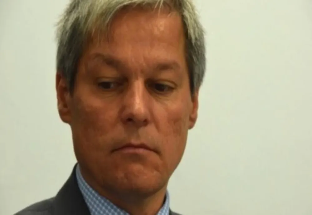 SECRETELE lui Dacian Cioloș: cursantul lui Bivolaru, întânlire secretă la Viena cu Florian Coldea. PLângeri penale la DNA pe numele său