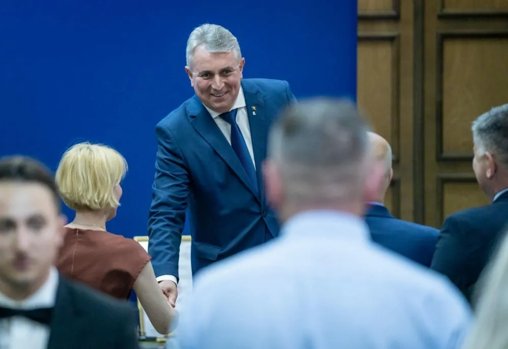 CINE DESCHIDE LISTA PNL PENTRU CAMERA DEPUTAȚILOR LA PARLAMENTARE. ANUNȚUL FĂCUT DE SECRETARUL GENERAL AL PNL, LUCIAN BODE