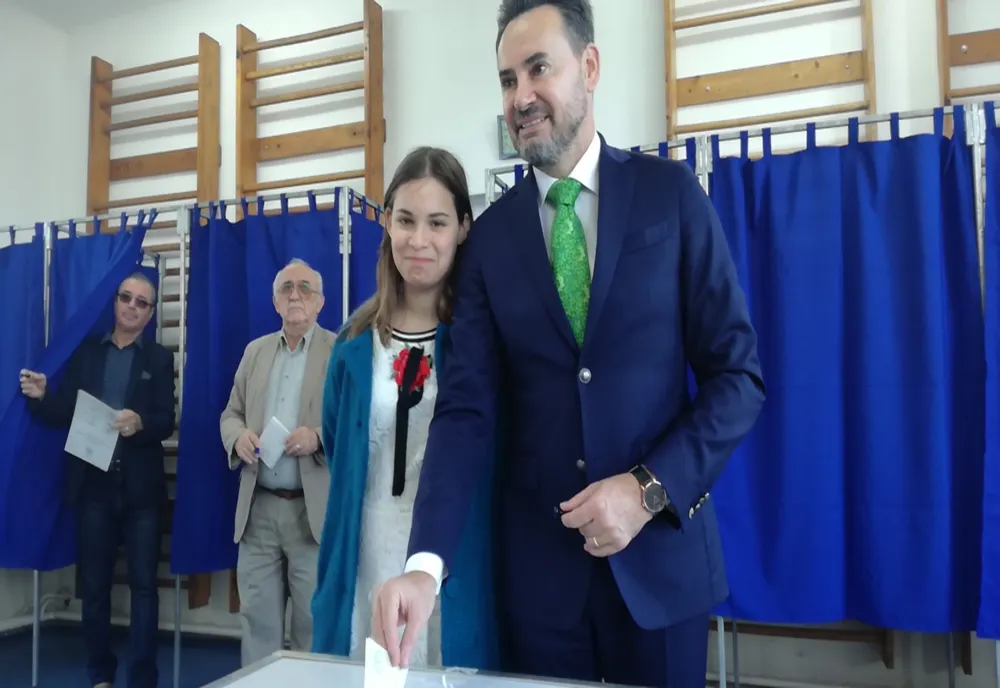 PREŞEDINTELE PNL ARAD, EUROPARLAMENTARUL GHEORGHE FALCĂ: EXISTĂ UN RĂZBOI LA GRANIŢĂ ŞI AVEM NEVOIE DE UN PREŞEDINTE CARE ŞTIE SĂ GESTIONEZE O PACE PENTRU ROMÂNIA