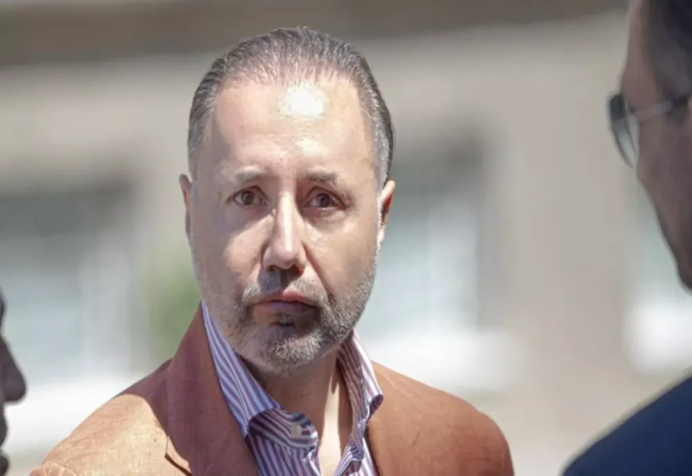 CRISTIAN RIZEA: PIEDONE FACE PARTE DIN GAȘCA PONTA-GHIȚĂ! VOR SĂ PEIA PSD ȘI SĂ-L IMPUNĂ PE CORLĂȚEAN LA CONDUCERE