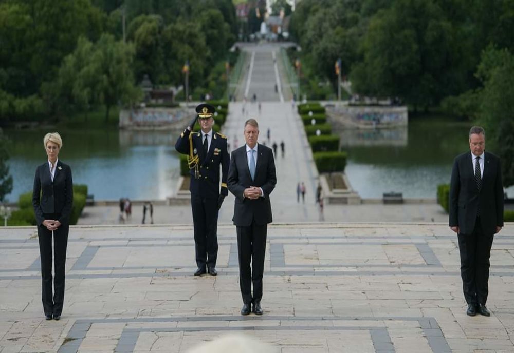 Președintele României, moment de reculegere în memoria eroilor