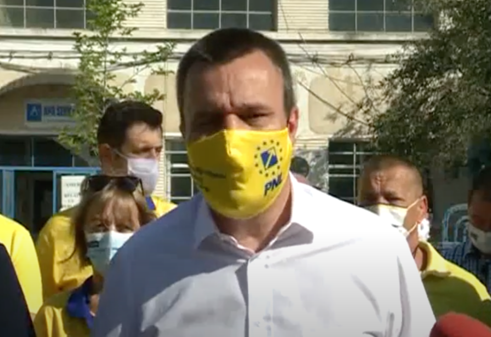 Apă de culoarea cafelei, în Teleorman. Conducte vechi, proiect cu semne de întrebare