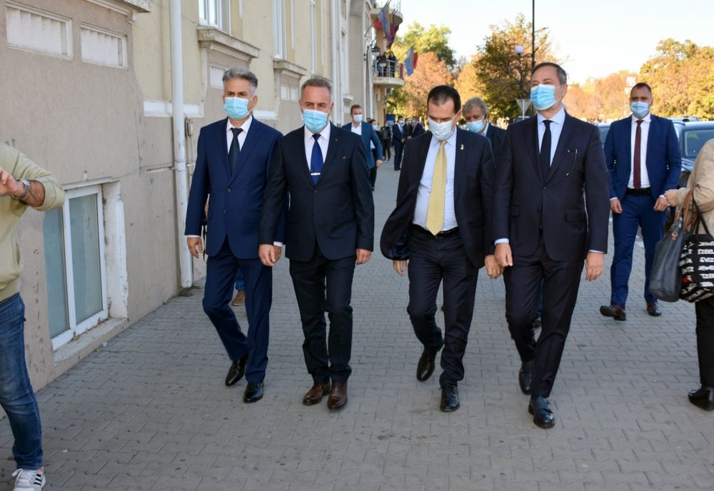 Ludovic Orban, la Giurgiu: „Nu vom amâna alegerile. Fiecare zi de prelungire a mandatelor parlamentarilor este un pericol pentru România”