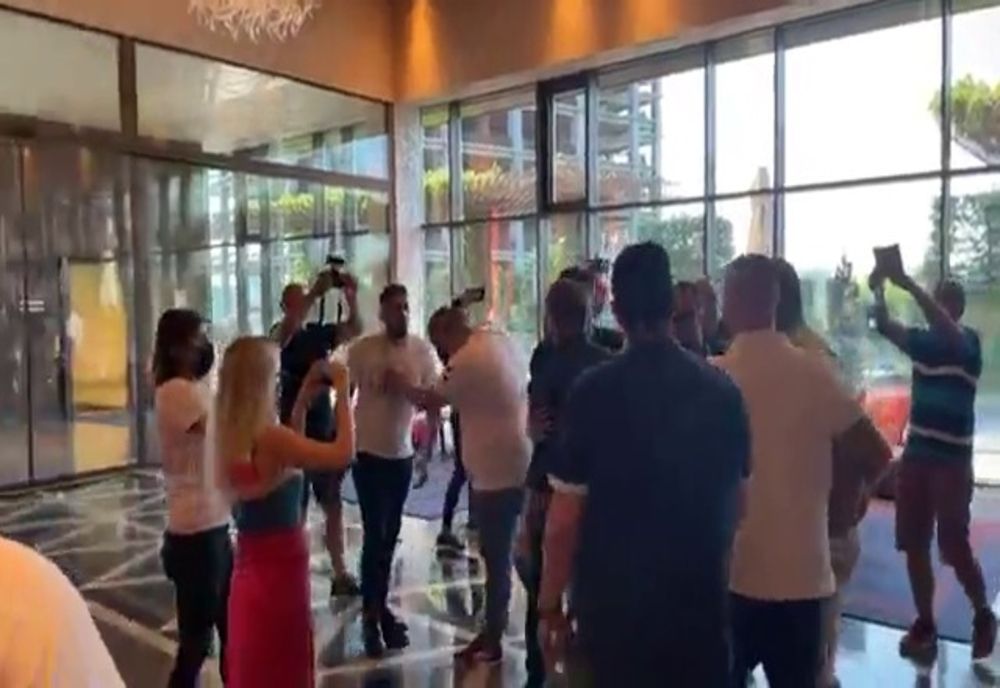 Alegeri agitate la PNL Timișoara. Îmbulzeală, vociferări și jandarmi chemați să intervină