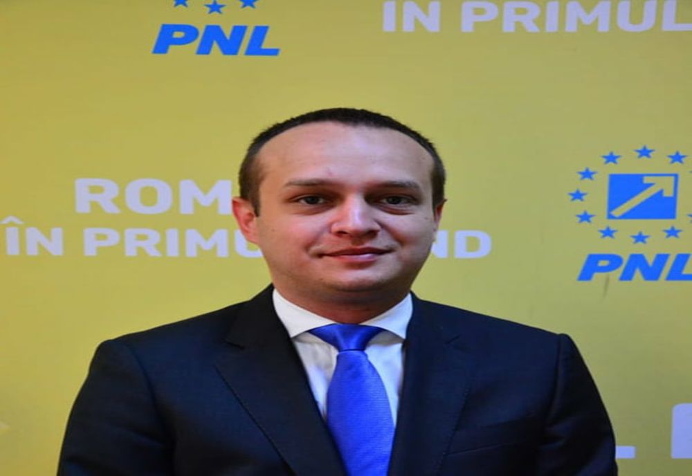 Liderul PNL Vaslui despre pesedistul Buzatu: „Această fosilă comunistoidă, cheamă el mâine primarii”