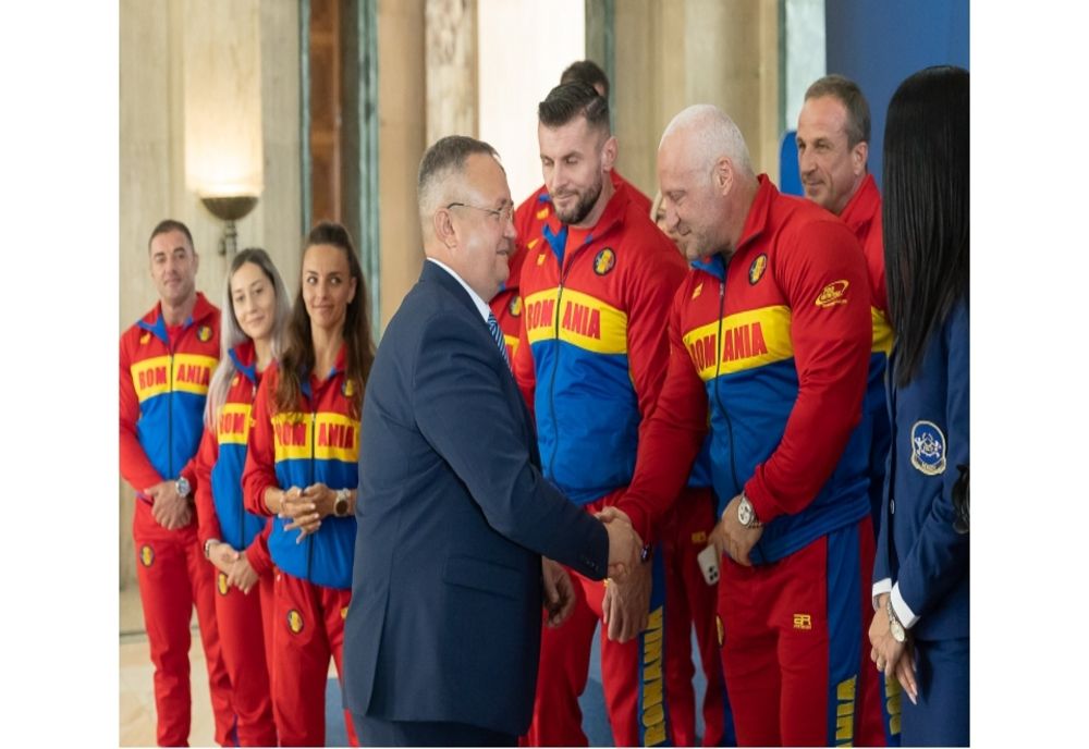 Premierul Nicolae Ciucă, felicitări pentru Lotul Național de Culturism și Fitness: Sunteți modele pentru tinerele generații