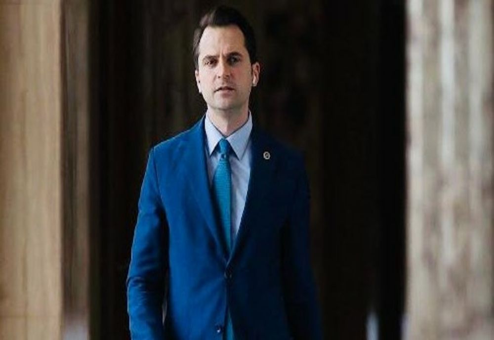 Proiectul de Hotărâre de Guvern pentru modificarea şi completarea Programului "Grantul pentru tineri cercetători REGELE CAROL I" intră în consultare publică