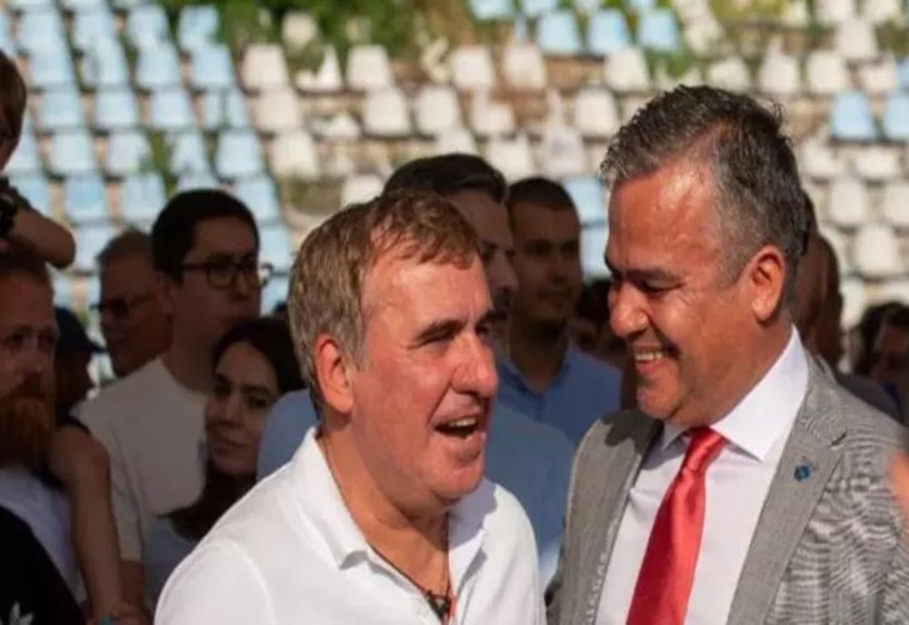 Ministrul Dezvoltării, Adrian-Ioan Veștea, mesaj emoționant alături de Gheorghe Hagi la demolarea Stadionului din Constanța