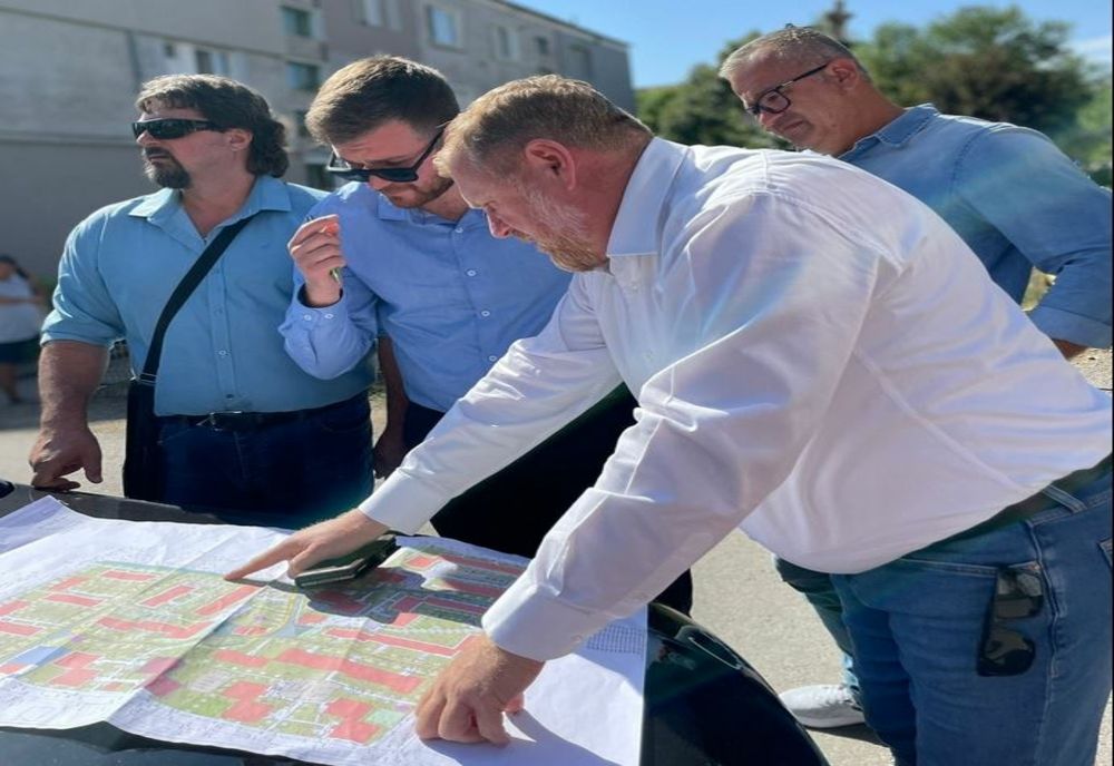  Câmpia Turzii: primarul Dorin Lojigan s-a deplasat în teren pentru a analiza un nou proiect de reabilitare și configurare urbanistică