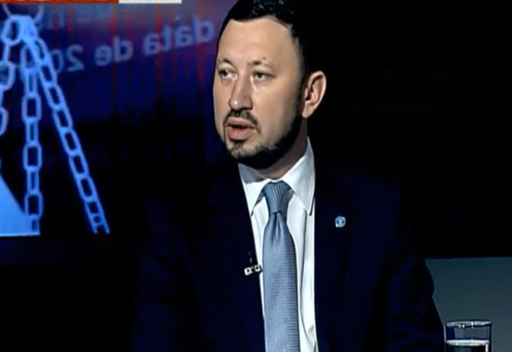 MINISTRUL MEDIULUI MIRCEA FECHET, DESPRE COLECTORII DE PET-URI: ALEG SĂ CÂȘTIGE UN BAN, DAR SĂ FACĂ ȘI UN BINE SOCIETĂȚII