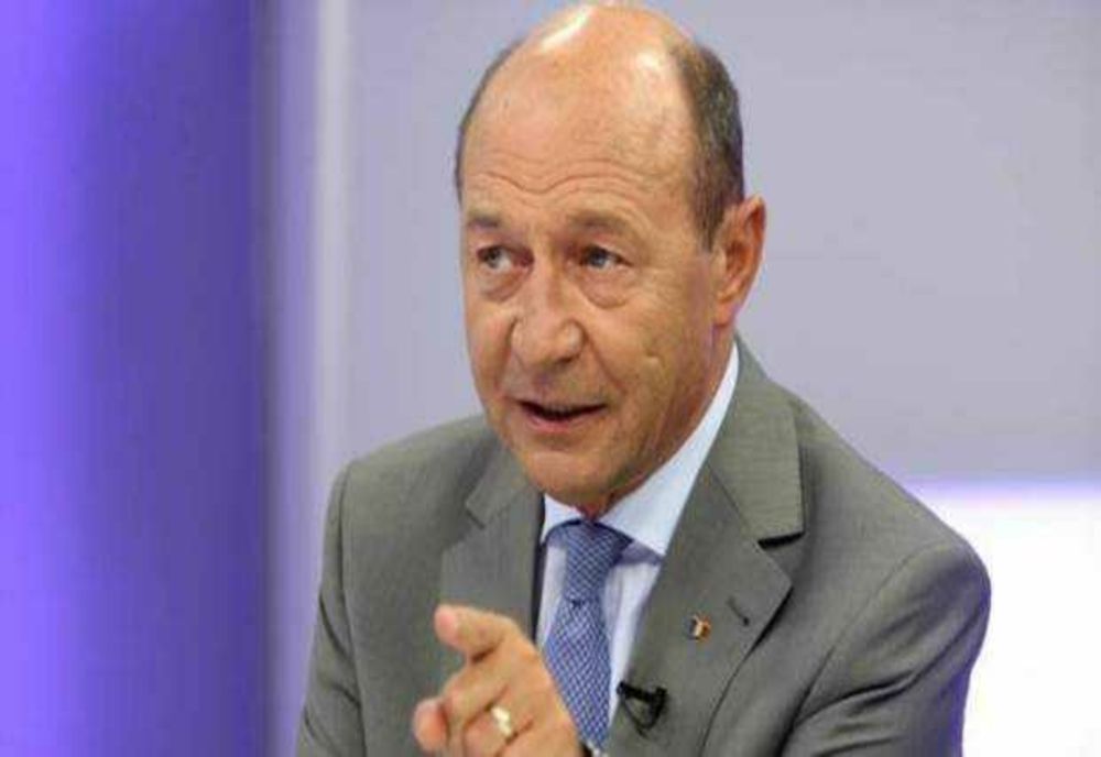 BĂSESCU: RUSIA NU VA OPRI RĂZBOIUL HIBRID, DAR ȘI ROMÂNII ÎȘI DISCREDITEAZĂ PROPRIA ȚARĂ