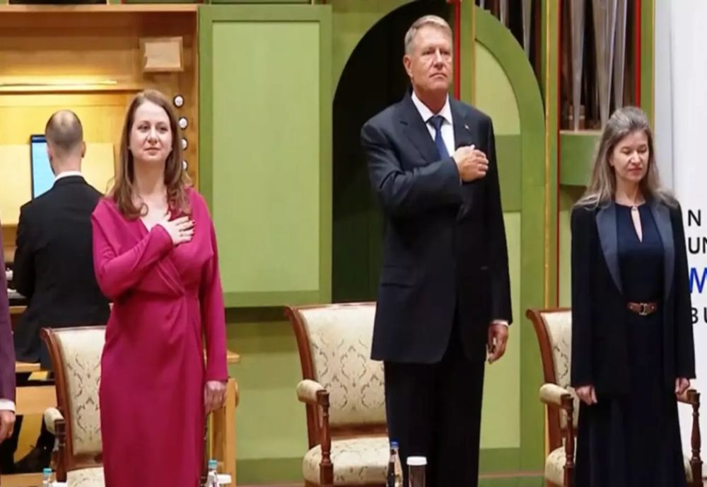 KLAUS IOHANNIS, LA DESCHIDEREA ANULUI UNIVERSITAR 2024-2025: ROMÂNIA ARE NEVOIE DE MAI MULŢI ABSOLVENŢI DE STUDII SUPERIOARE. MESAJUL TRANSMIS DASCĂLILOR