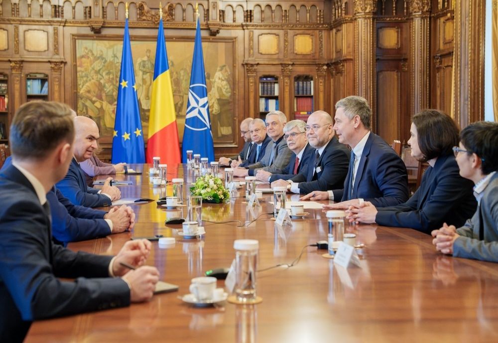 ILIE BOLOJAN A DISCUTAT CU MEDIUL ASOCIATIV BANCAR; FACILITAREA CREDITĂRII PENTRU INVESTIȚII, PRINTRE TEMELE ABORDATE