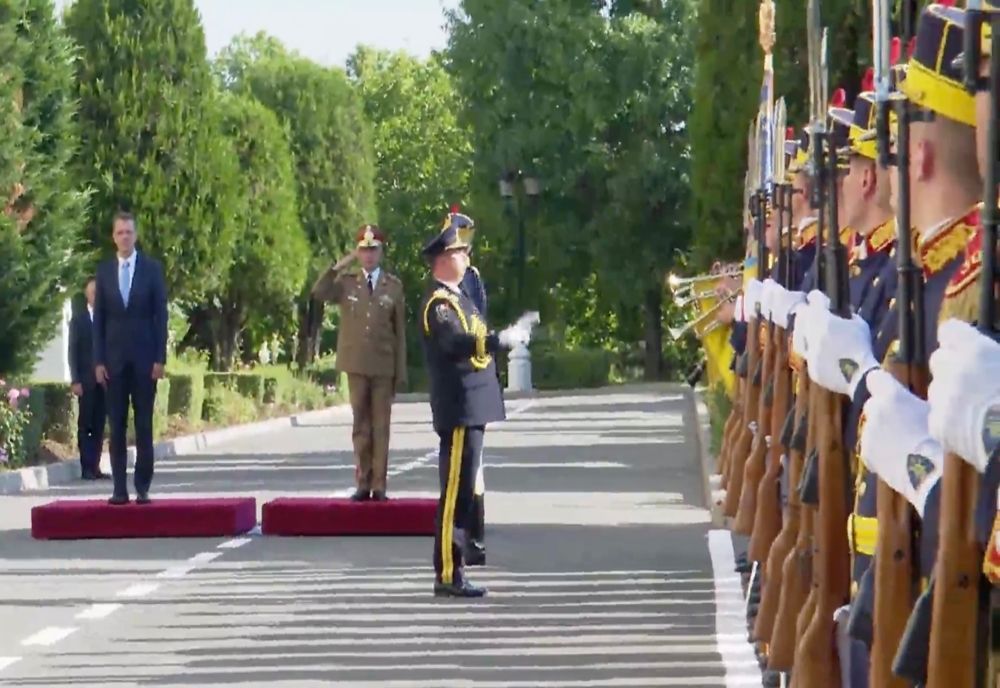 MINISTRUL APĂRĂRII, IONUȚ MOȘTEANU: NU ÎNCEPE NICIUN RĂZBOI ŞI NU VA FI LUAT NIMENI ÎN ARMATĂ. ÎN SPAŢIUL PUBLIC VEDEŢI MULTE ŞTIRI FALSE